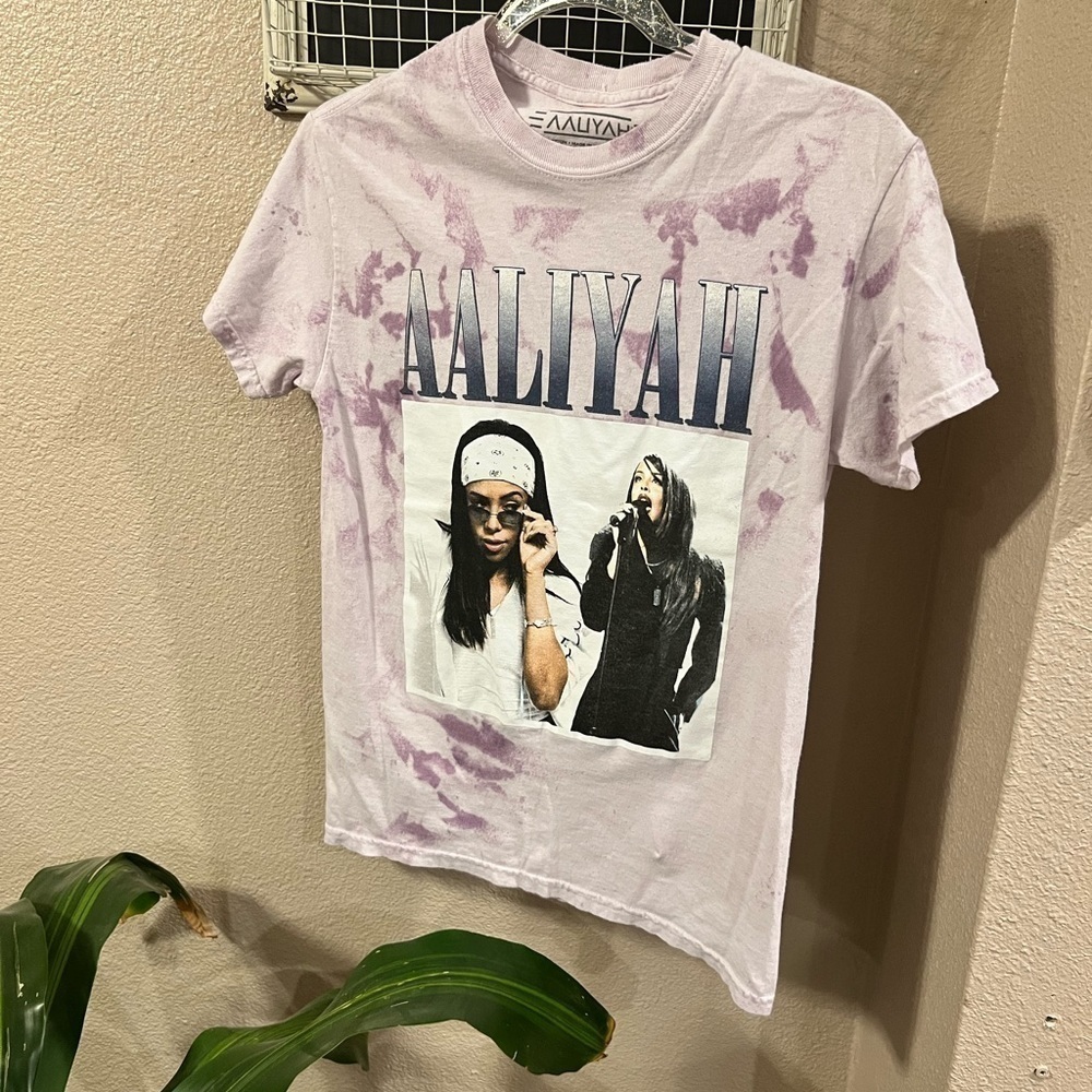 Aaliyah tshirt